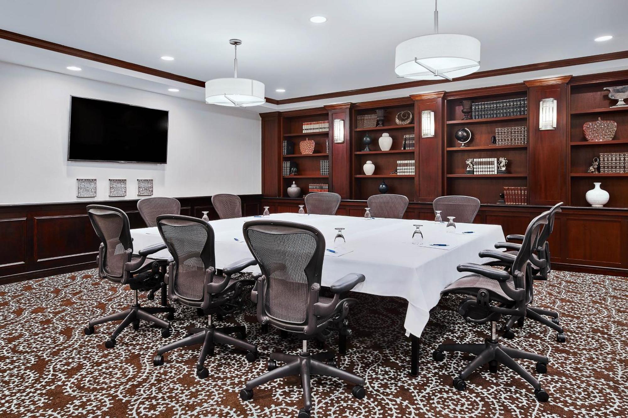 Four Points By Sheraton Richmond Airport Сендстон Екстер'єр фото